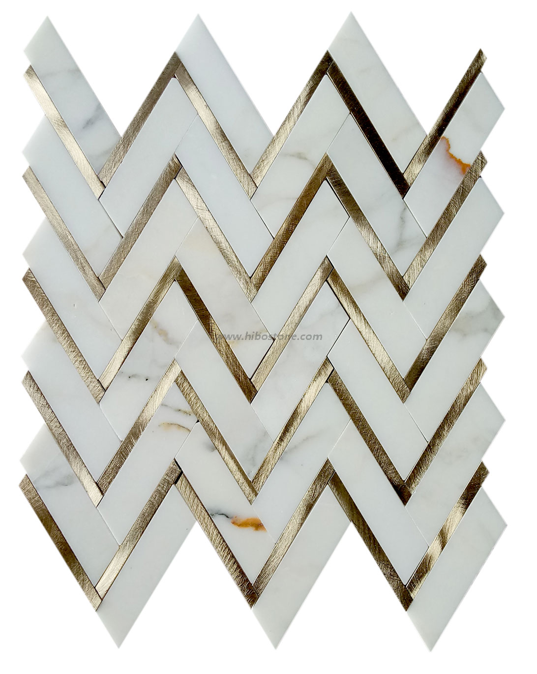 calacatta gold herringbone backsplash